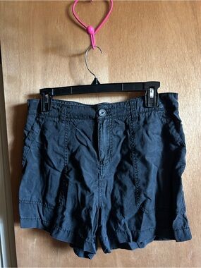 Black Women's Cargo Shorts with Utility Pockets